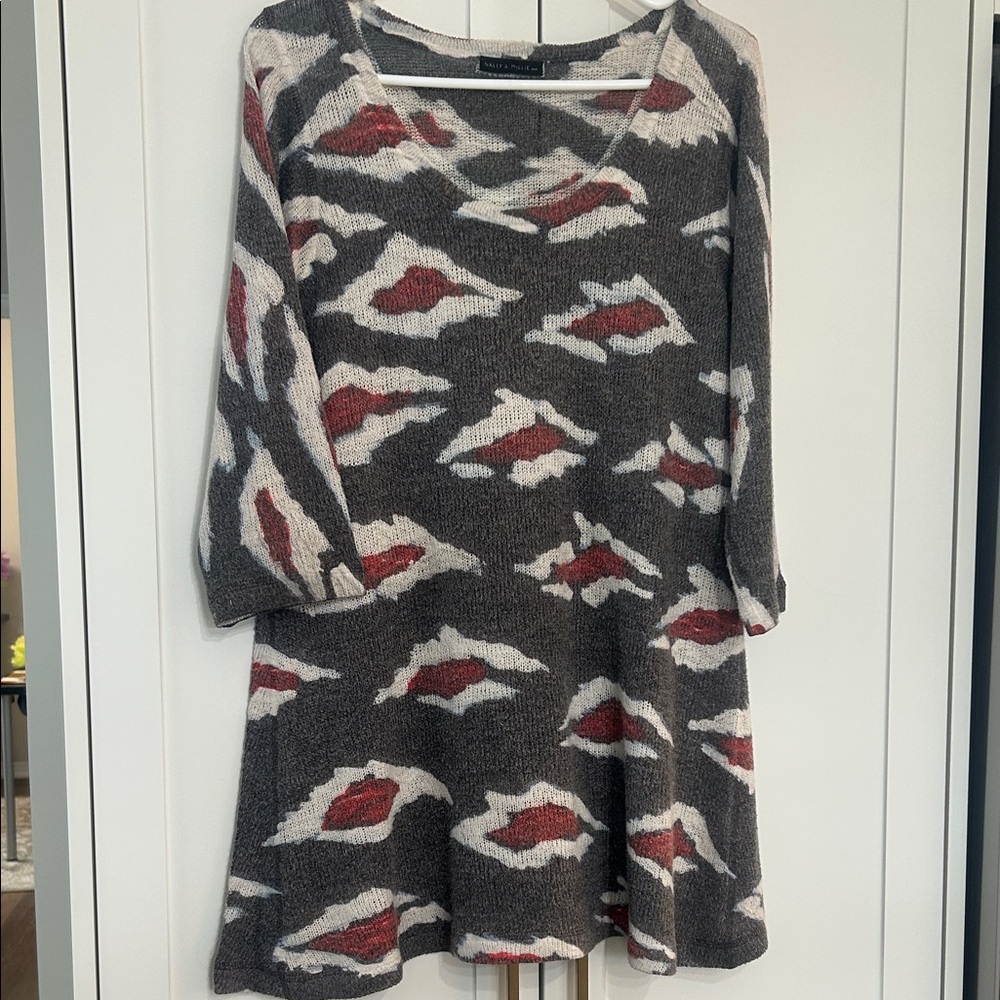 Nally and Millie  Knit Tunic with Grey, Cream & Red pattern
